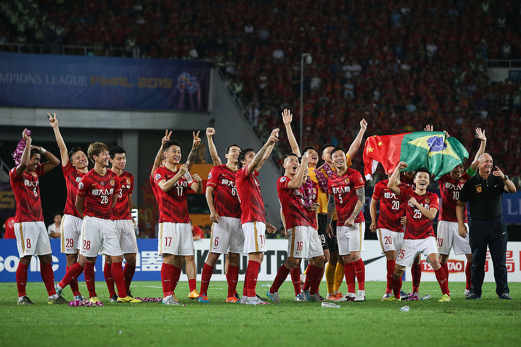 转会期欧超杯焦点战，广州队遗憾出局，气氛紧张，心理建设被强调的简单介绍